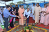 Seer conducts bhoomi puja for Akshaya Patra Foundation